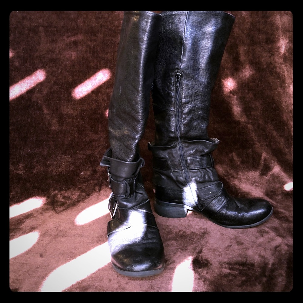 Black boots
